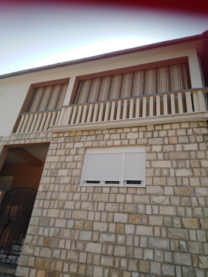 Janina Hisa Apartman Stolac Kültér fotó